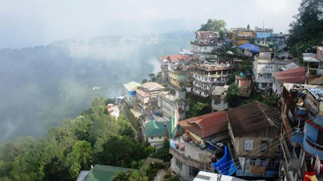 Darjeeling: Eat, pray and love the mountains