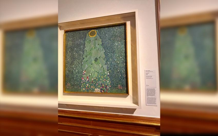 The Sunflowers by Klimt is on display in the same room as The Kiss. Picture by Arnab Nandy. Photo courtesy: Arnab Nandy