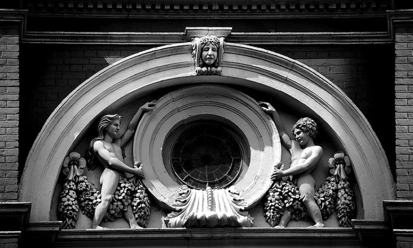 Some amazing engraved figures on the wall of the Standard Life Insurance Building. Photo Courtesy: Bijoy Chowdhury