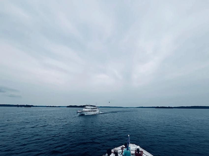 Cruising the St. Lawrence River through the quaint and scenic Thousand Islands. Photo: Sujoy Dhar