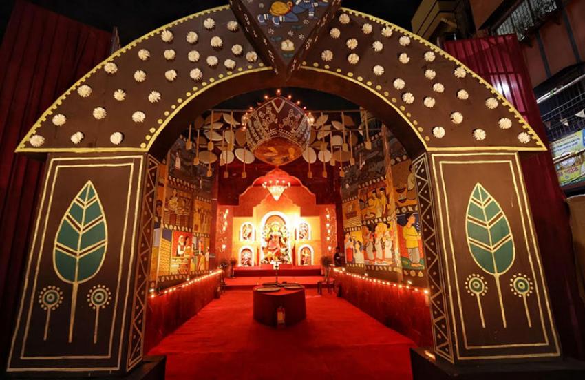The Mishtanna Puran pandal at Wellington Square pays tribute to Bengal’s sweet-making legacy. Photo: Avishek Mitra