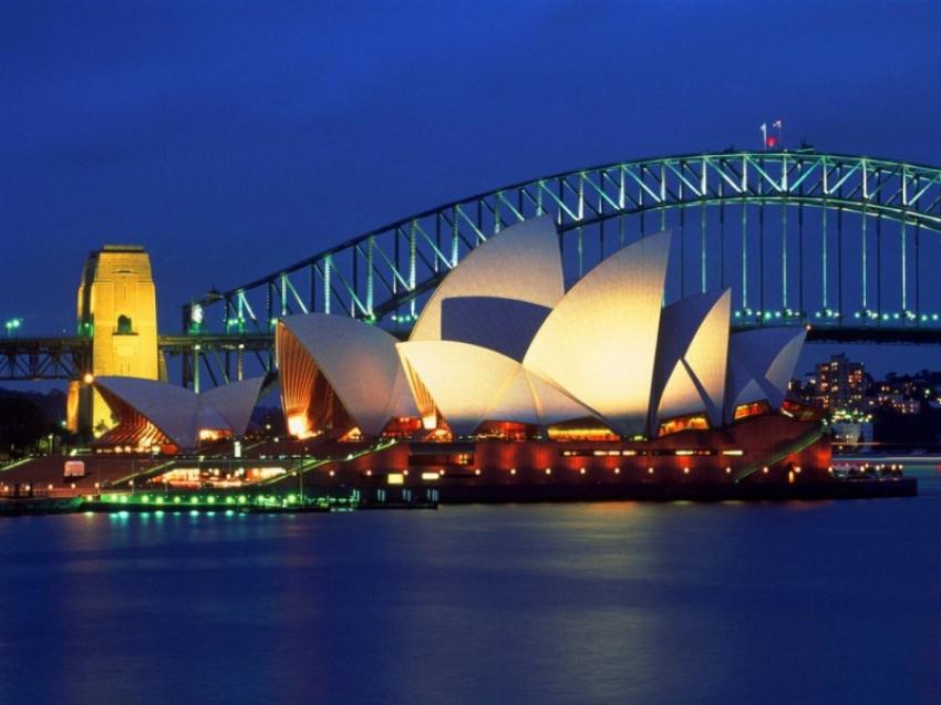 Australia woos Indian tourists as carriers offer cheap airfares 