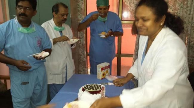 Surgeon Anupama Rajanbabu completes 100 Robotic Surgeries