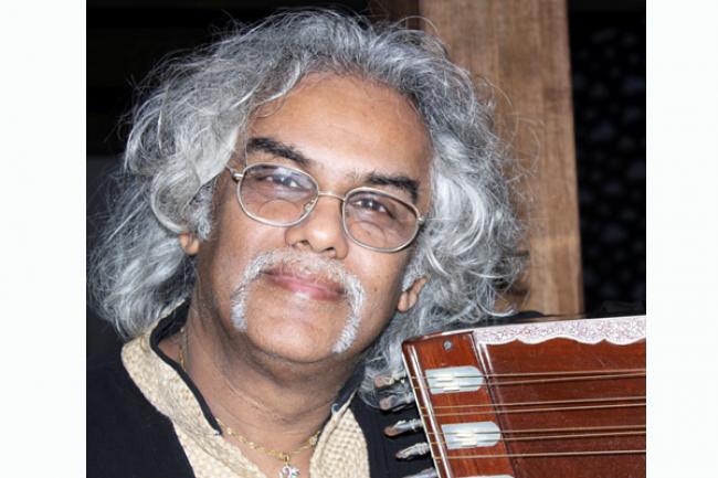 Santoor maestro Tarun Bhattacharya brings 500 Strings of Santoor to Kolkata