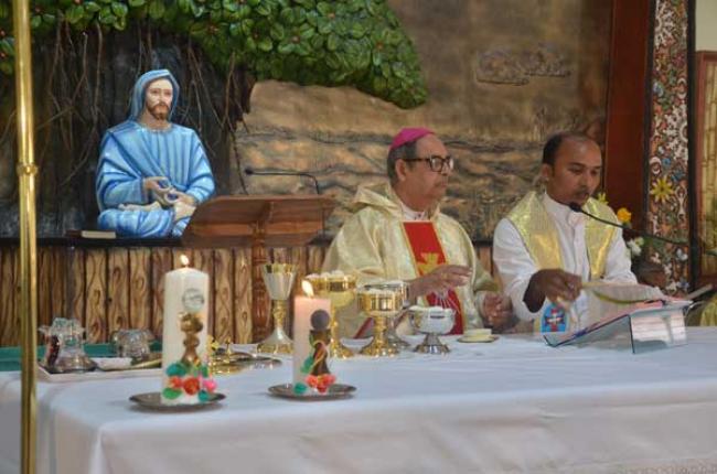Bolpur: Infant Jesus Church draws inspiration from Tagore's teachings and Santhal culture