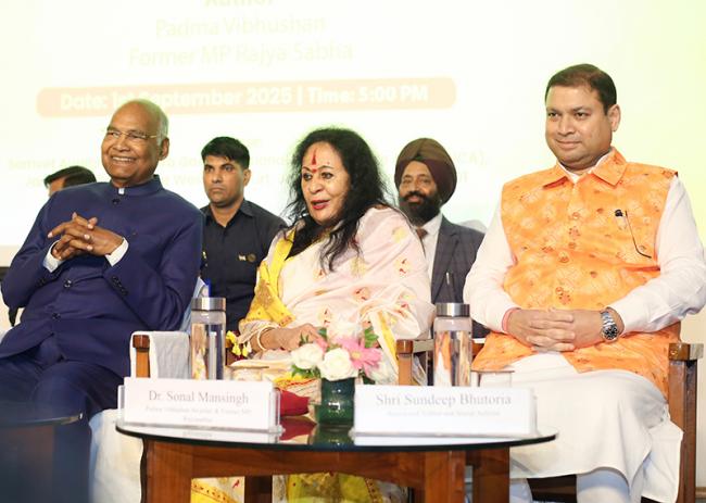 Zigzag to clarity: Sonal Mansingh’s dance of life captivates Delhi Zigzag to clarity: Sonal Mansingh’s dance of life captivates Delhi