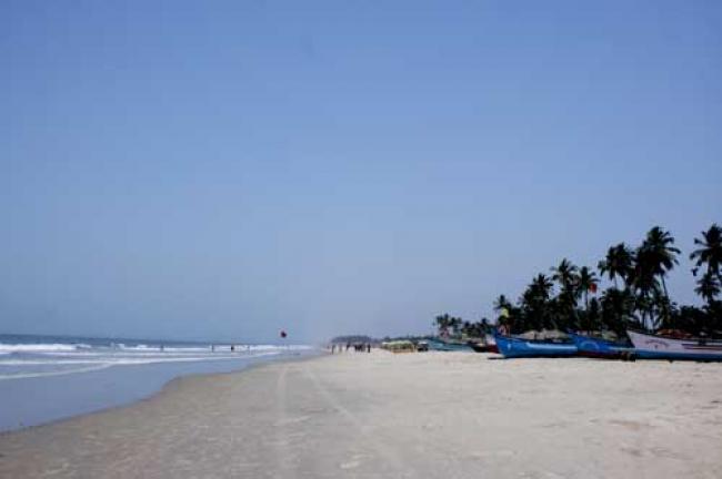 Goa to modernize beaches