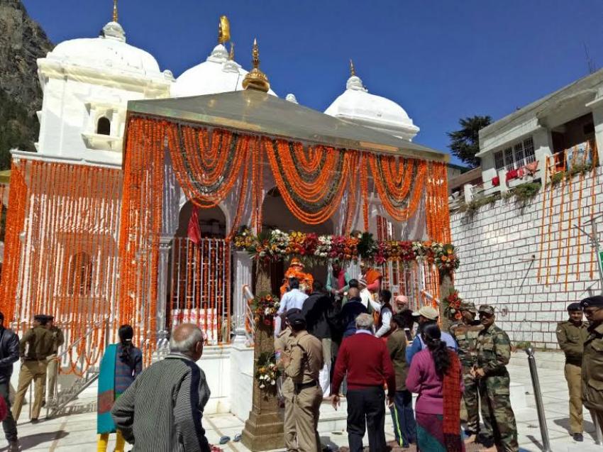 Pilgrims flock to Garhwal Himalayas of Uttarakhand as Char Dham temples open 