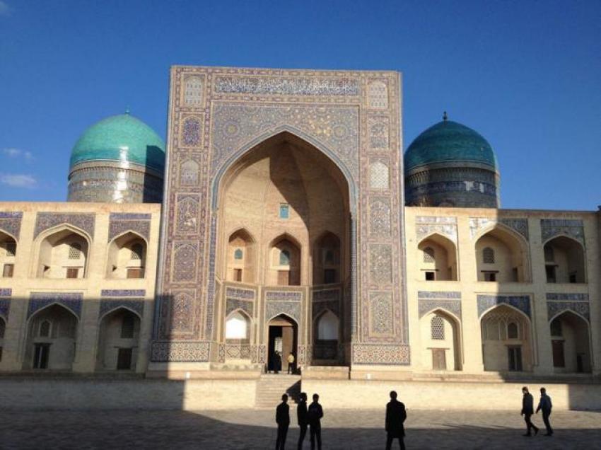 Uzbekistan Embassy in India launches online campaign “Visit Uzbekistan - 2018”