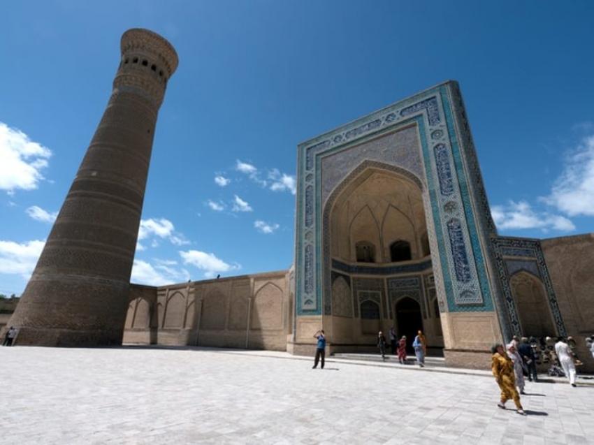 Uzbekistan to resume int'l tourism next month