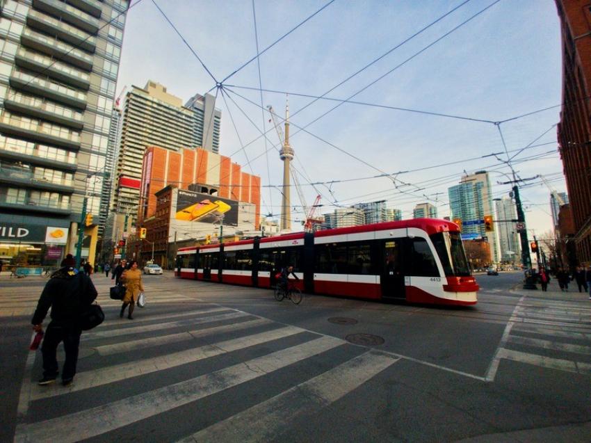 One Fare stays! Ontario extends popular transit programme till 2027